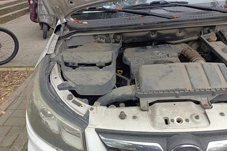 Used HYOSOW S3 2016 1.5L Manual Comfort Version China IV Emission Standard Engine Bay Right