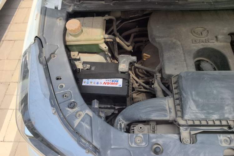 Used HYOSOW S3 2016 S3L 1.5L Manual Prestige Edition Engine Bay Right