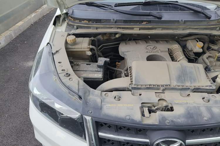 Used HYOSOW S3 2016 S3L 1.5L Manual Prestige Edition Engine Bay Right