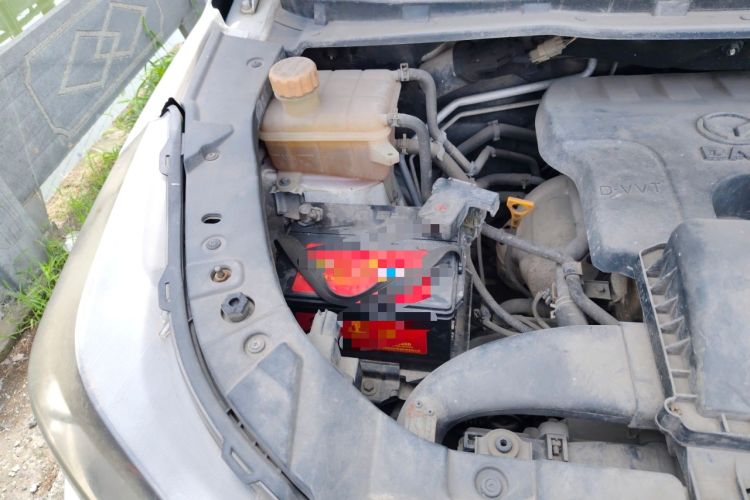 Used HYOSOW S3 2016 S3L 1.5L Manual Prestige Edition Engine Bay Right