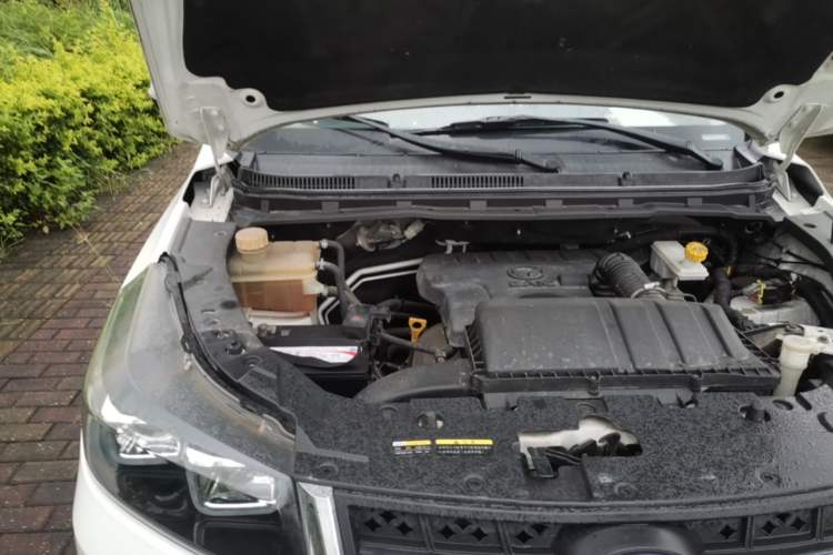 Used HYOSOW S3 2016 S3L 1.5L Manual Prestige Edition Engine Bay Right