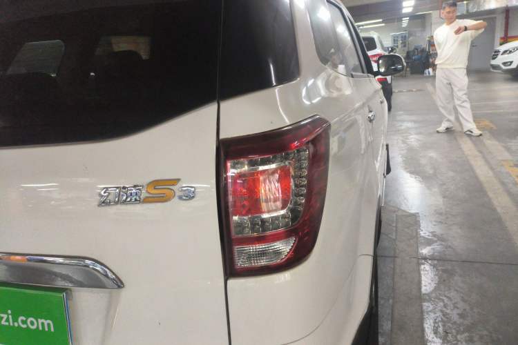 Used HYOSOW S3 2016 1.5L Manual Luxury Edition China IV Emission Standard Exterior 3