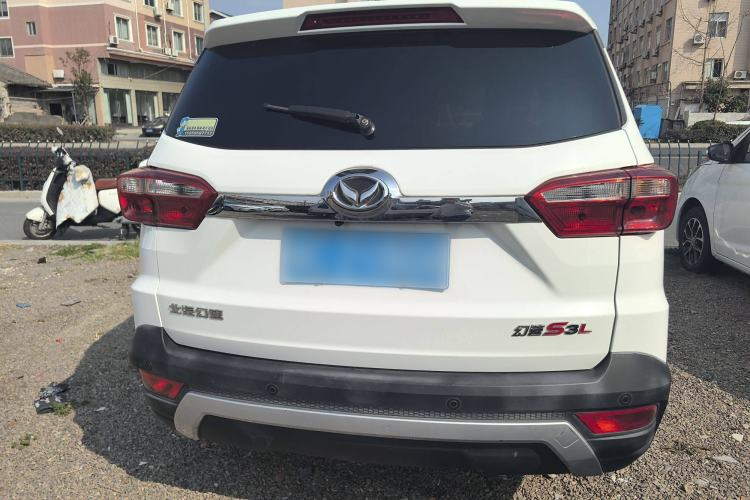 Used HYOSOW S3 2016 S3L 1.5L Manual Prestige Edition Exterior 4