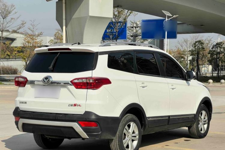 Used HYOSOW S3 2016 S3L 1.5L Manual Premium Edition Exterior 4