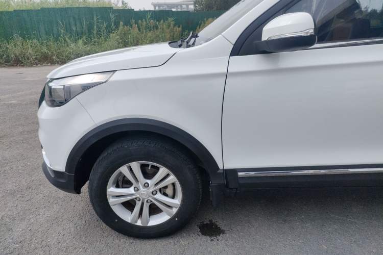 Used HYOSOW S3 2016 S3L 1.5L Manual Prestige Edition Exterior 5