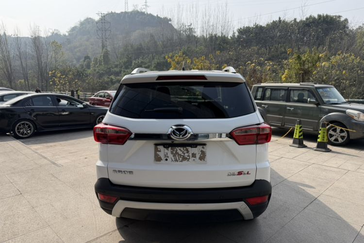 Used HYOSOW S3 2016 S3L 1.5L Manual Prestige Edition Exterior 7