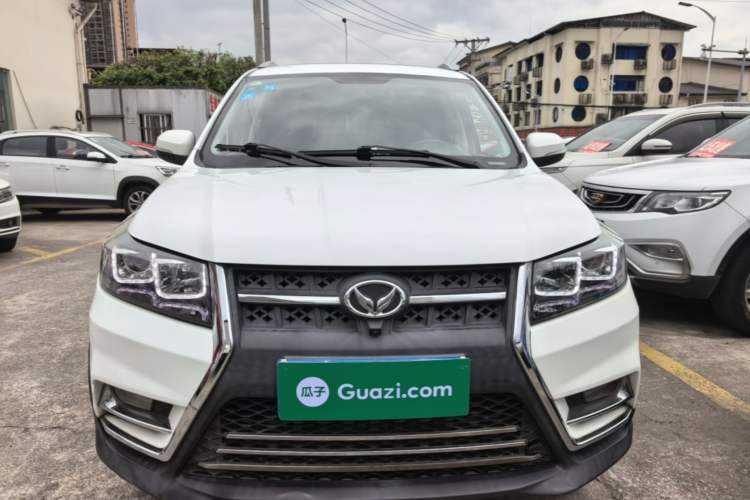 Used HYOSOW S3 2016 S3L 1.5L Manual Prestige Edition Front