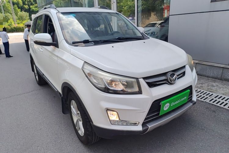 Used HYOSOW S3 2016 1.5L Manual Comfort Version China IV Emission Standard Front Right 45 Deg