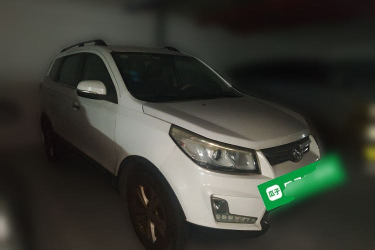 Used HYOSOW S3 2016 1.5L Manual Luxury Model China V Standard Front Right 45 Deg