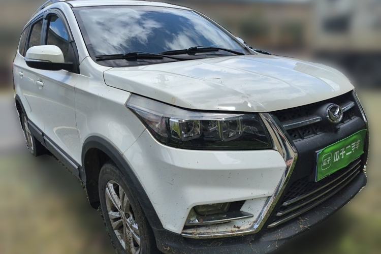 Used HYOSOW S3 2016 S3L 1.5L Manual Prestige Edition Front Right 45 Deg