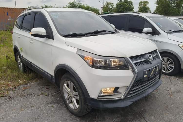 Used HYOSOW S3 2016 S3L 1.5L Manual Prestige Edition Front Right 45 Deg