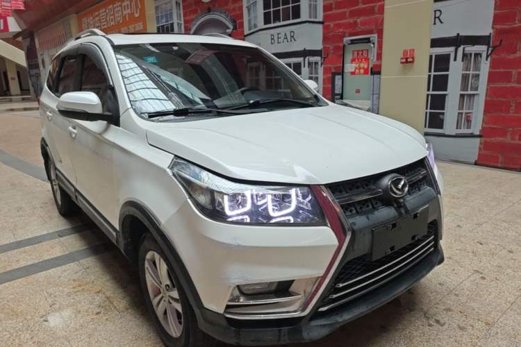 Used HYOSOW S3 2016 S3L 1.5L Manual Prestige Edition Front Right 45 Deg