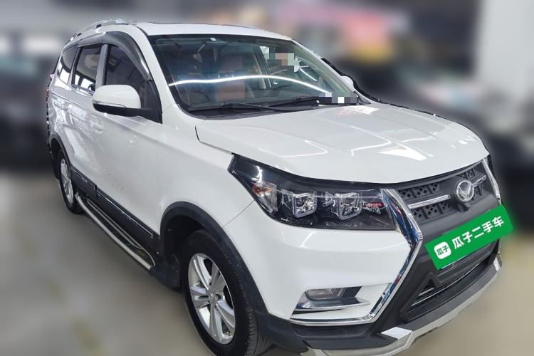 Used HYOSOW S3 2016 S3L 1.5L Manual Prestige Edition Front Right 45 Deg