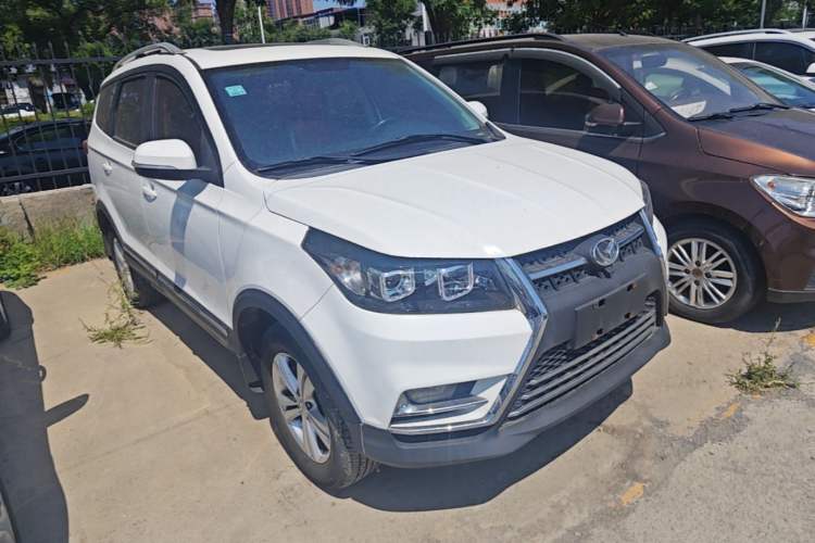 Used HYOSOW S3 2016 S3L 1.5L Manual Premium Edition Front Right 45 Deg