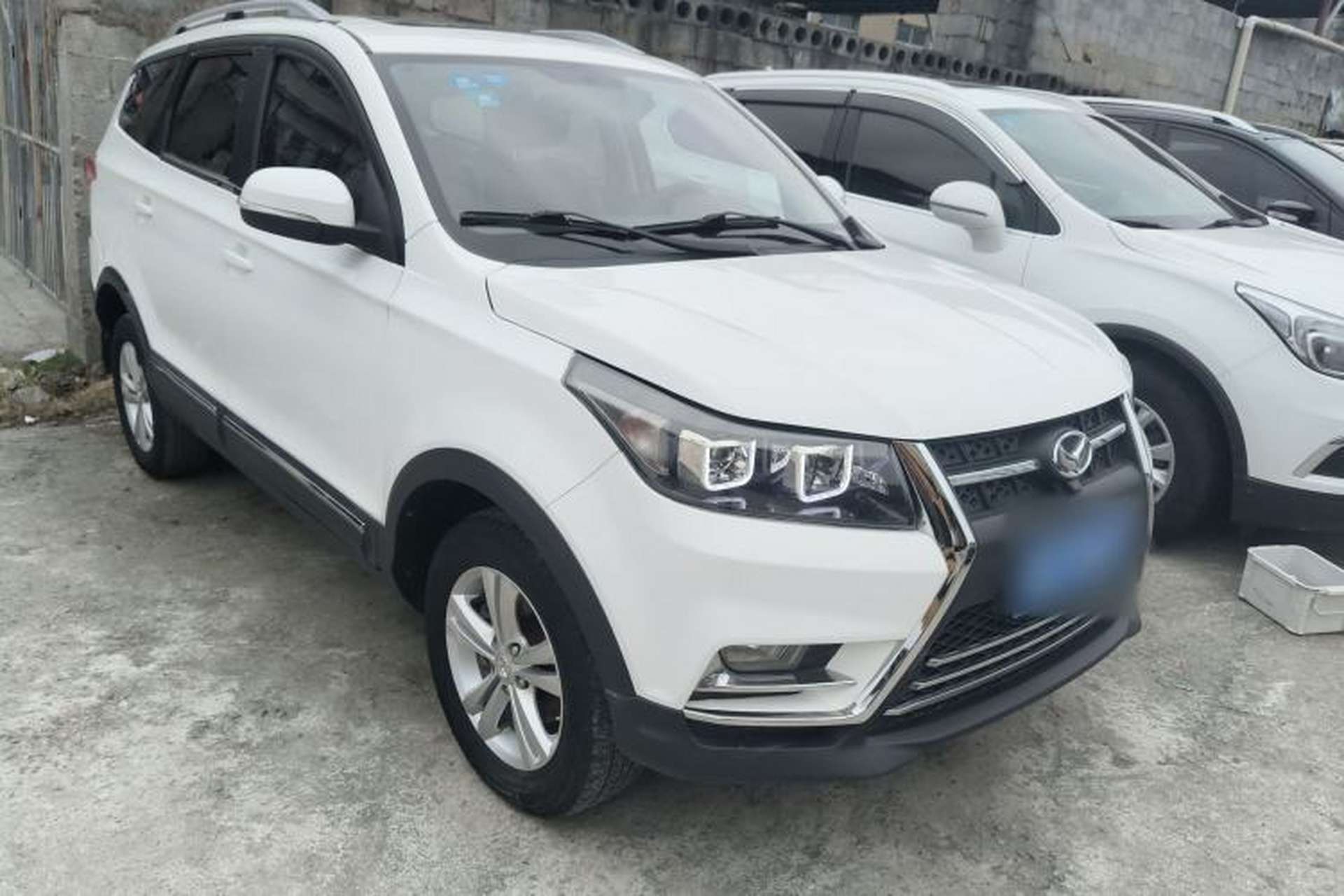Used HYOSOW S3 2016 S3L 1.5L Manual Prestige Edition Front Right 45 Deg