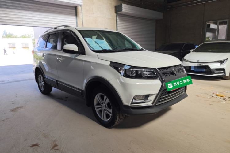 Used HYOSOW S3 2016 S3L 1.5L Manual Premium Edition Front Right 45 Deg