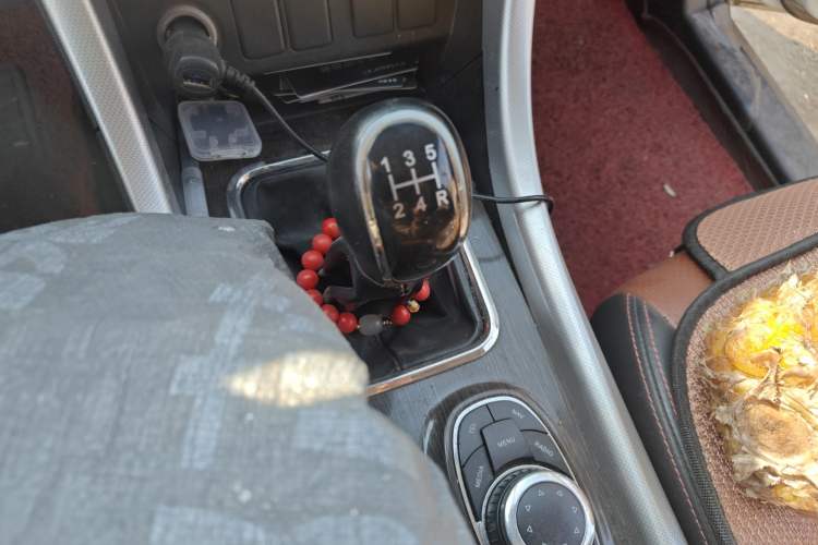 Used HYOSOW S3 2016 S3L 1.5L Manual Prestige Edition Gear Lever