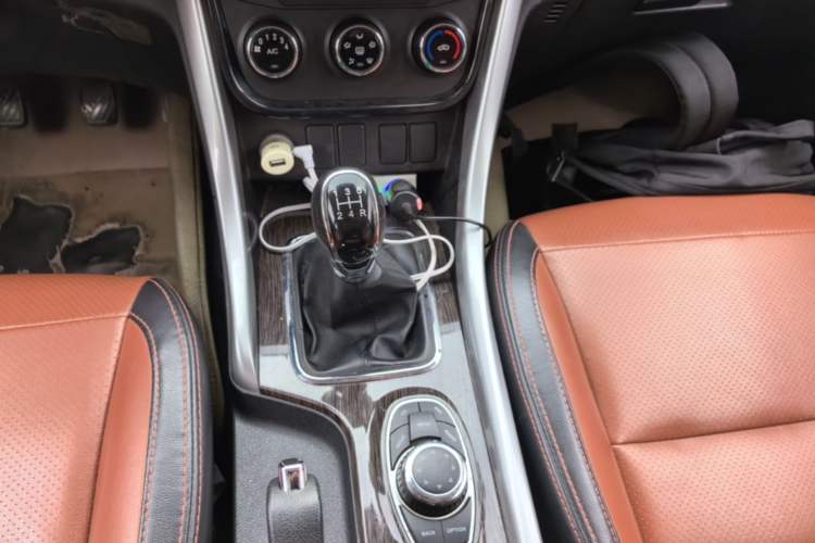 Used HYOSOW S3 2016 S3L 1.5L Manual Prestige Edition Gear Lever