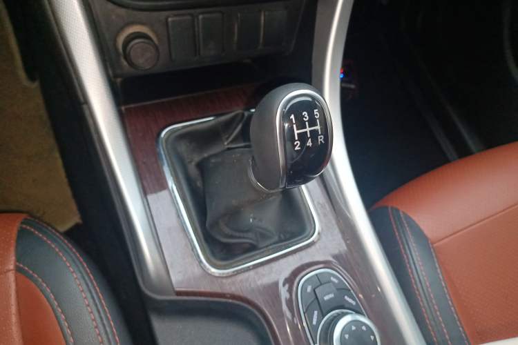 Used HYOSOW S3 2016 S3L 1.5L Manual Prestige Edition Gear Lever
