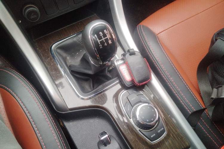Used HYOSOW S3 2016 S3L 1.5L Manual Prestige Edition Gear Lever