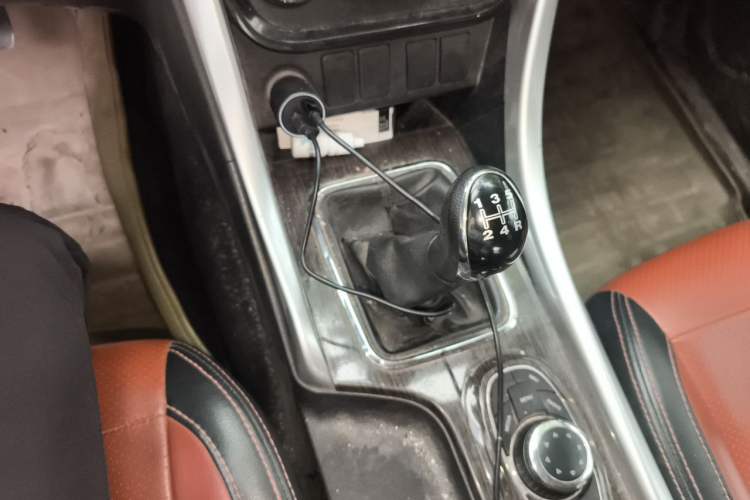 Used HYOSOW S3 2016 S3L 1.5L Manual Premium Edition Gear Lever