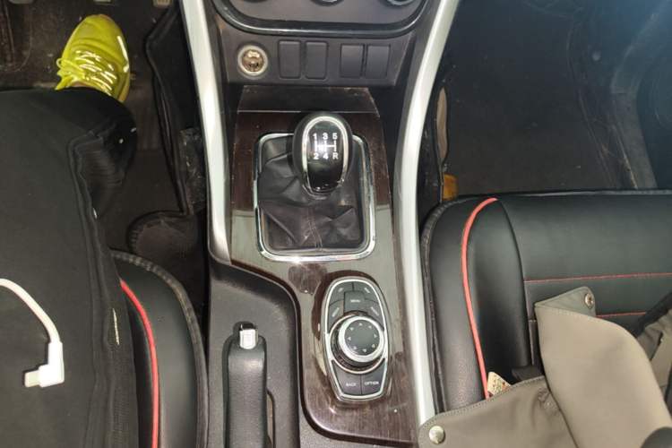 Used HYOSOW S3 2016 S3L 1.5L Manual Prestige Edition Gear Lever