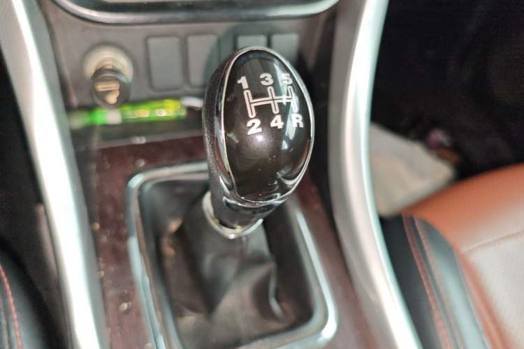 Used HYOSOW S3 2016 S3L 1.5L Manual Prestige Edition Gear Lever