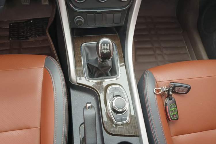 Used HYOSOW S3 2016 S3L 1.5L Manual Prestige Edition Gear Lever