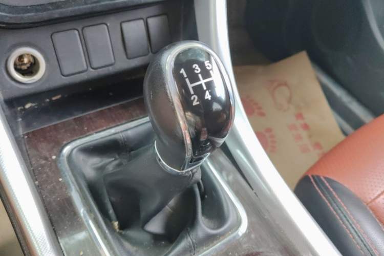 Used HYOSOW S3 2016 S3L 1.5L Manual Premium Edition Gear Lever