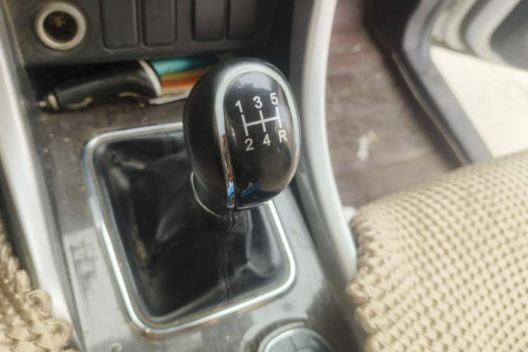 Used HYOSOW S3 2016 S3L 1.5L Manual Prestige Edition Gear Lever