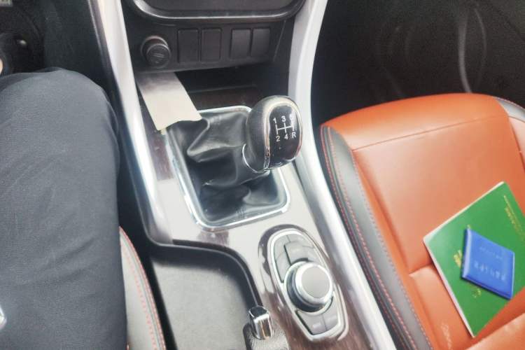 Used HYOSOW S3 2016 S3L 1.5L Manual Prestige Edition Gear Lever