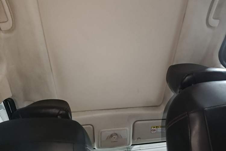 Used HYOSOW S3 2016 S3L 1.5L Manual Prestige Edition Headliner