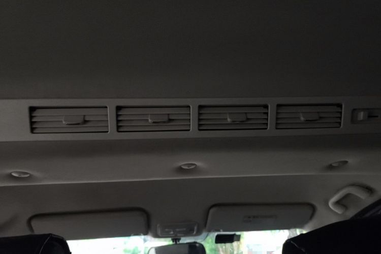 Used HYOSOW S3 2016 1.5L Manual Luxury Edition China IV Emission Standard Headliner