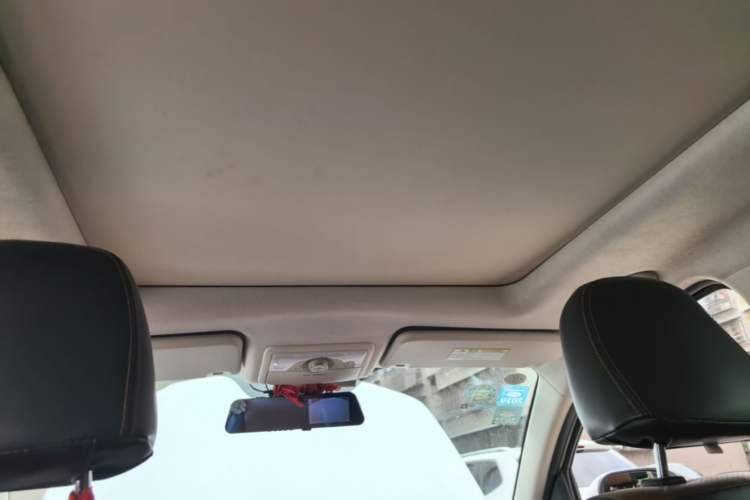 Used HYOSOW S3 2016 S3L 1.5L Manual Prestige Edition Headliner