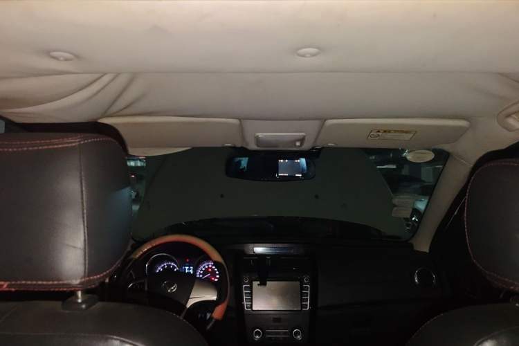 Used HYOSOW S3 2016 1.5L Manual Luxury Model China V Standard Headliner