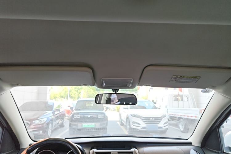 Used HYOSOW S3 2016 1.5L Manual Luxury Edition China IV Emission Standard Headliner