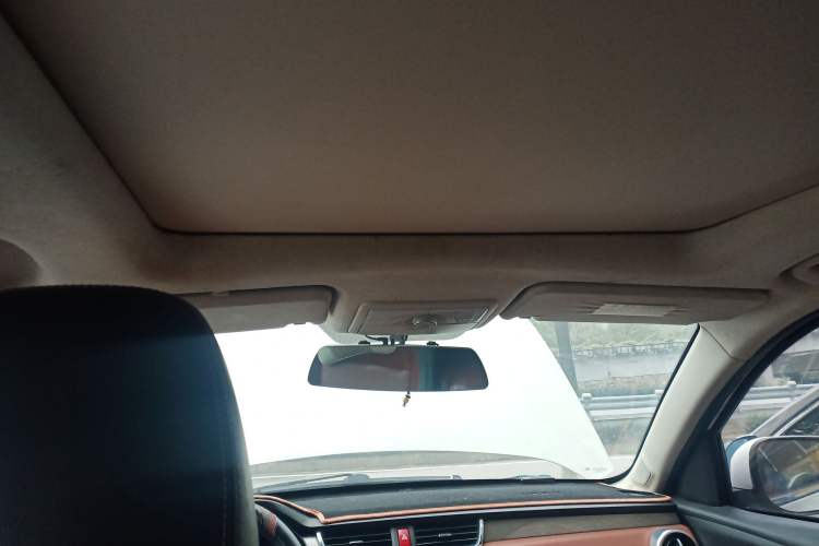 Used HYOSOW S3 2016 S3L 1.5L Manual Prestige Edition Headliner