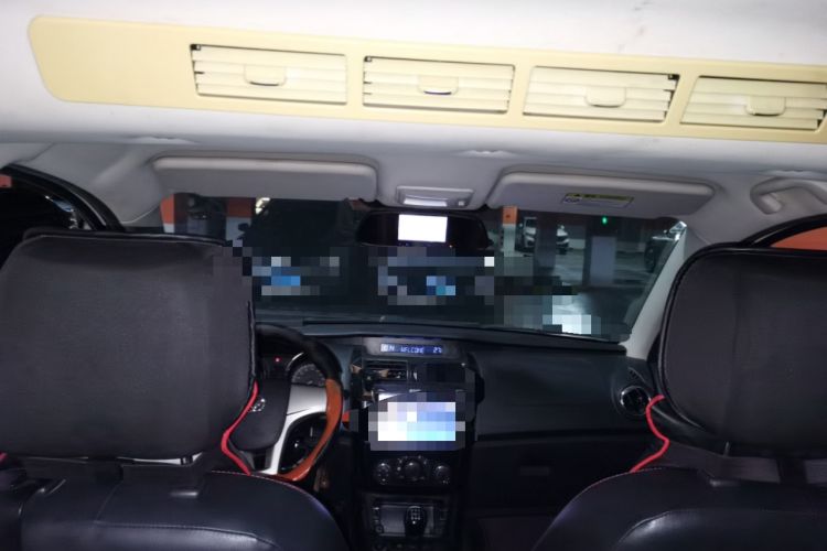 Used HYOSOW S3 2016 1.5L Manual Comfort Version China IV Emission Standard Headliner