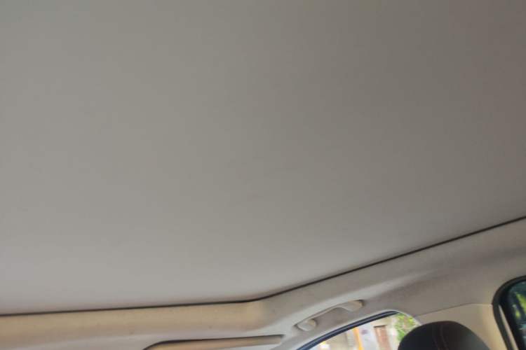 Used HYOSOW S3 2016 S3L 1.5L Manual Prestige Edition Headliner