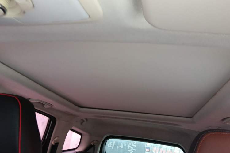 Used HYOSOW S3 2016 S3L 1.5L Manual Prestige Edition Headliner
