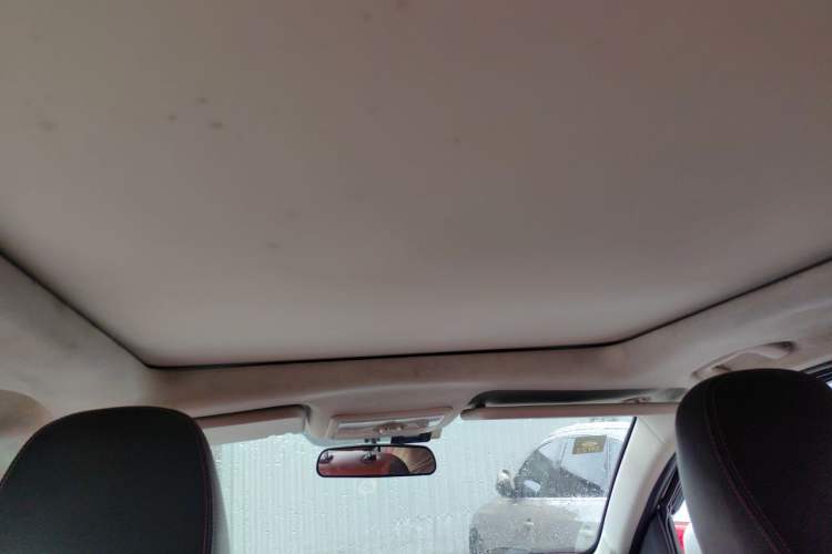 Used HYOSOW S3 2016 S3L 1.5L Manual Prestige Edition Headliner