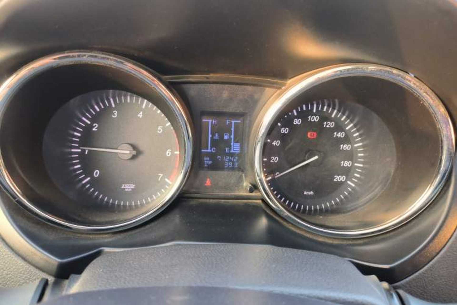 Used HYOSOW S3 2016 1.5L Manual Luxury Edition China IV Emission Standard Instrument Cluster