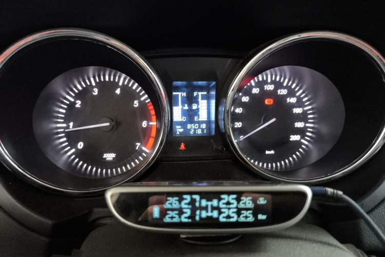 Used HYOSOW S3 2016 1.5L Manual Luxury Edition China IV Emission Standard Instrument Cluster