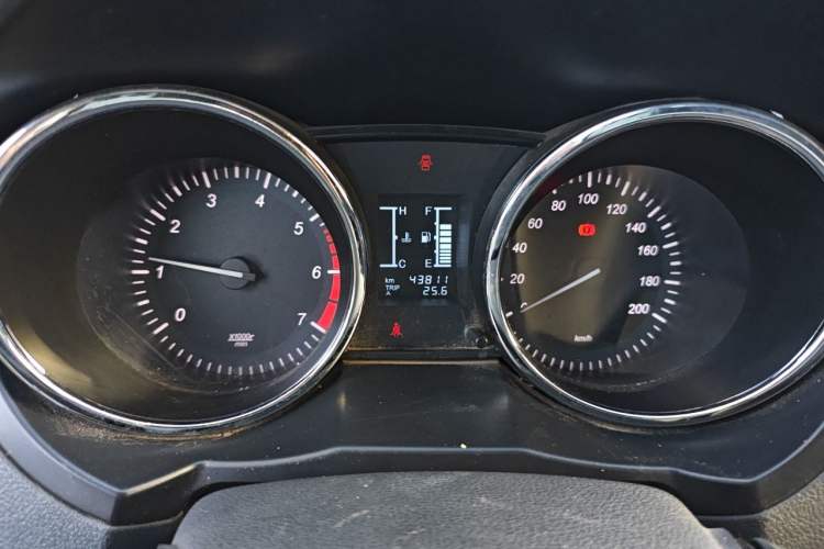 Used HYOSOW S3 2016 1.5L Manual Comfort Version China V Instrument Cluster