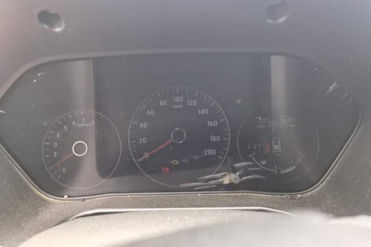 Used HYOSOW S3 2016 S3L 1.5L Manual Premium Edition Instrument Cluster