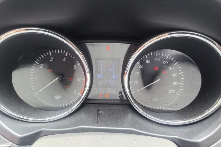 Used HYOSOW S3 2016 1.5L Manual Comfort Version China V Instrument Cluster