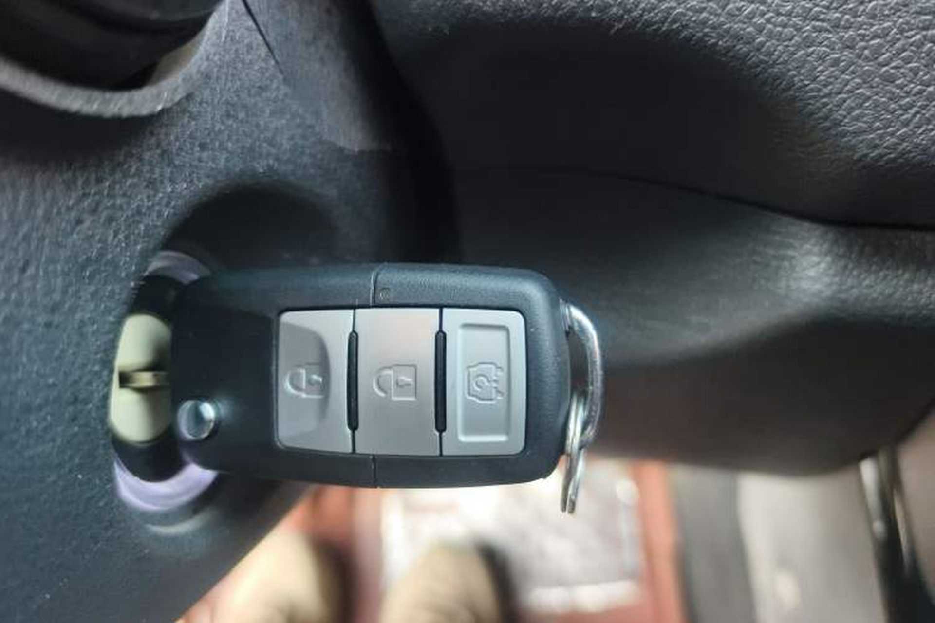 Used HYOSOW S3 2016 1.5L Manual Luxury Model China V Standard Interior 1