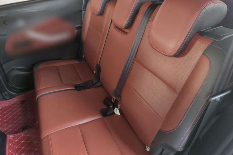 Used HYOSOW S3 2016 S3L 1.5L Manual Prestige Edition Interior 1