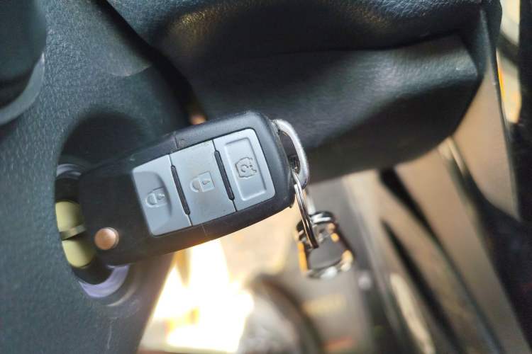 Used HYOSOW S3 2016 1.5L Manual Luxury Edition China IV Emission Standard Interior 1