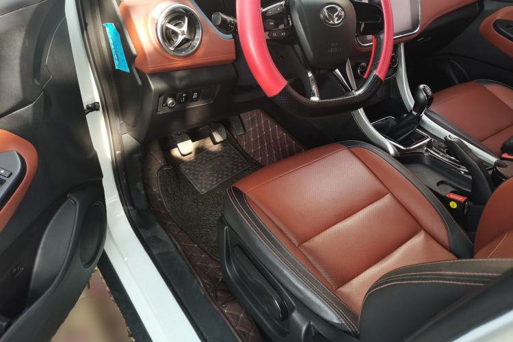 Used HYOSOW S3 2016 S3L 1.5L Manual Premium Edition Interior 3